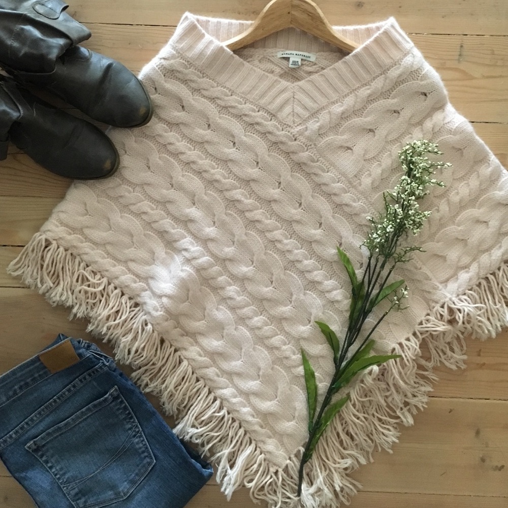 NWT Banana Republic Angora/Lambswool Poncho